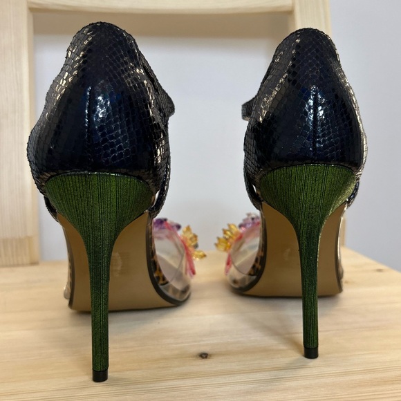 Betsey Johnson Floral Point Toe Lucite Heel - Picture 7 of 8